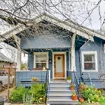 Vintage Sellwood Bungalow - Kayaks Provided!