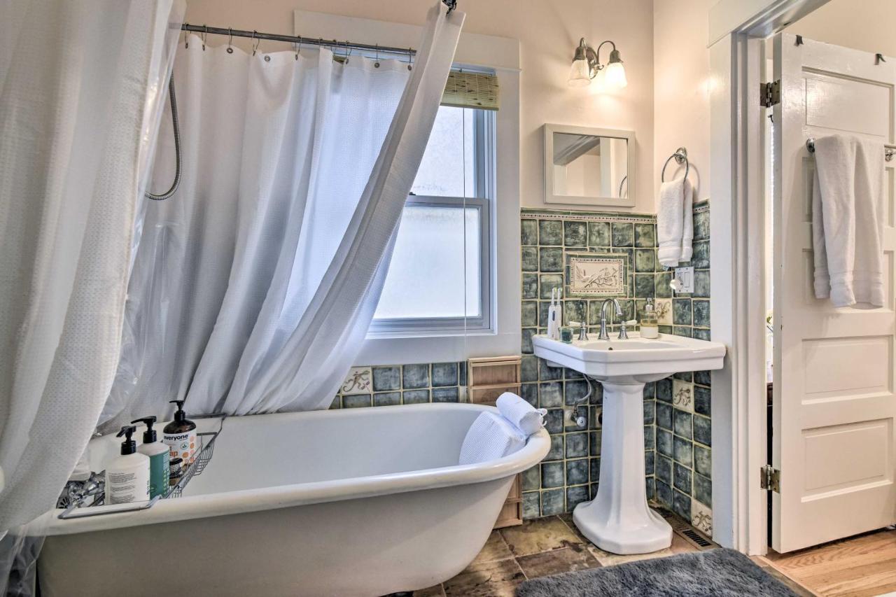 Vintage Sellwood Bungalow - Kayaks Provided! *