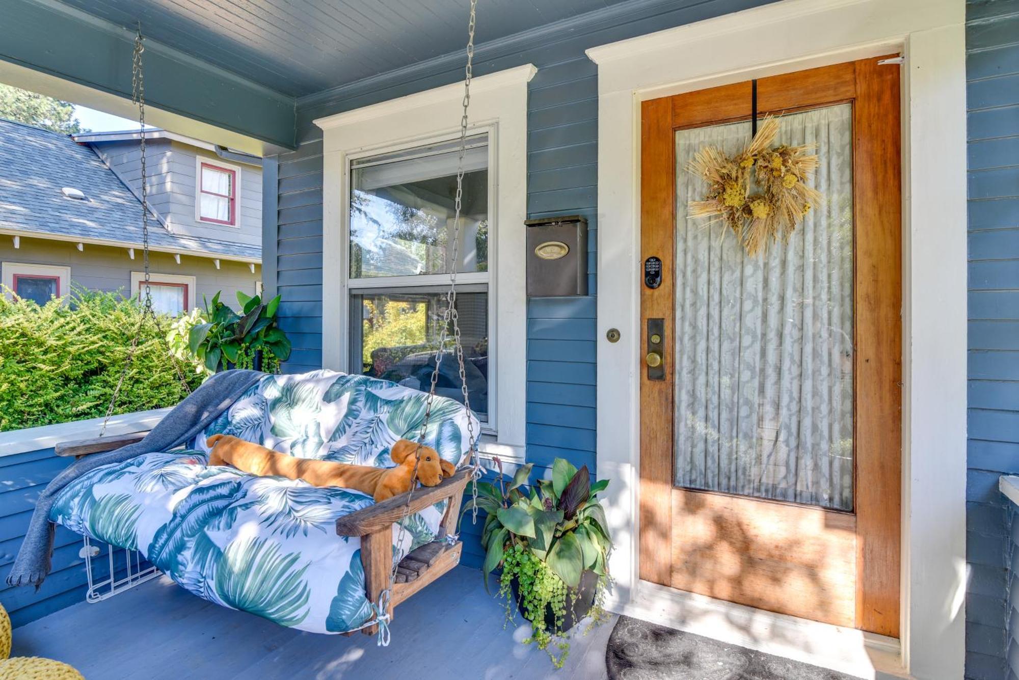Vintage Sellwood Bungalow - Kayaks Provided! Holiday home Portland