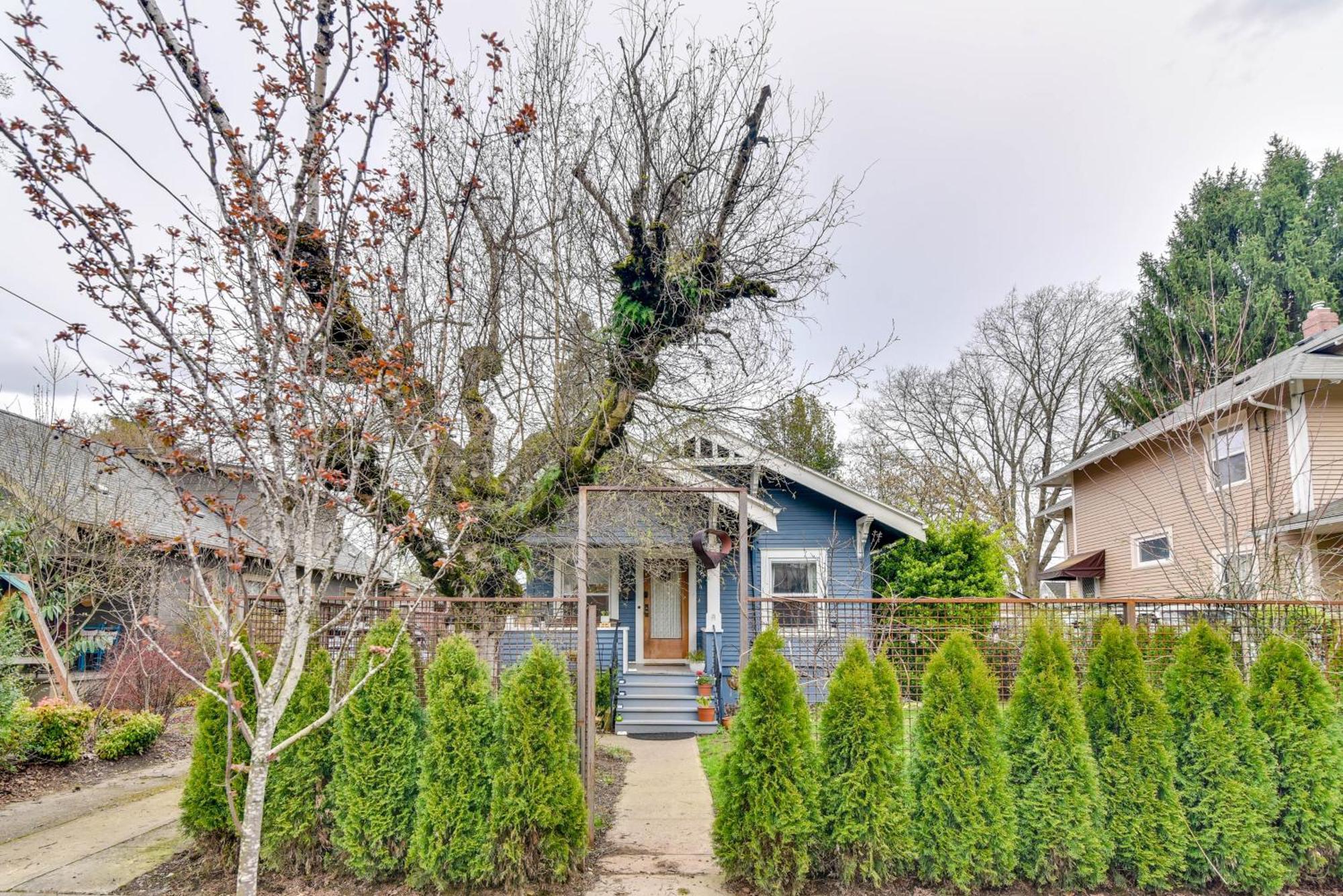 Vintage Sellwood Bungalow - Kayaks Provided! Holiday home
